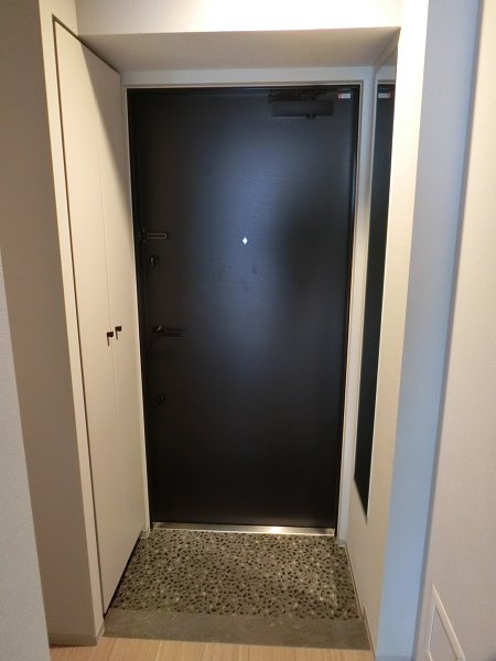 新品家具付きマンション両国6(KaGood東京)の玄関