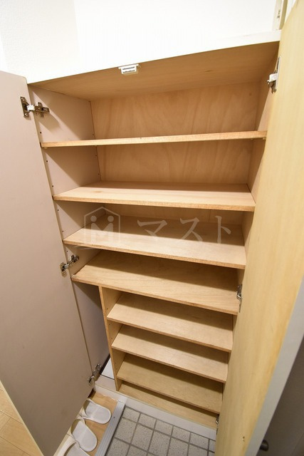 セントラル南船場の収納
