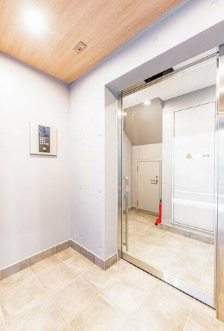 アグレシオ板橋本町のエントランス