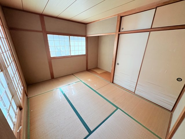 神戸市北区山田町上谷上字古々山　中古戸建の和室