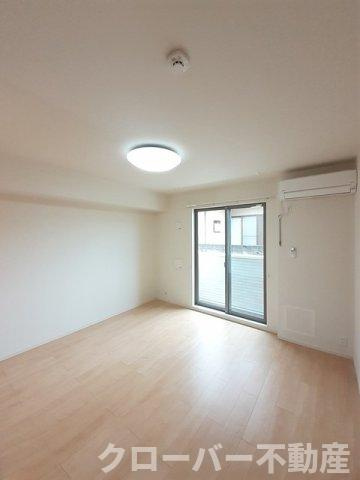 マリッチ西岡Ⅱの居間・リビング