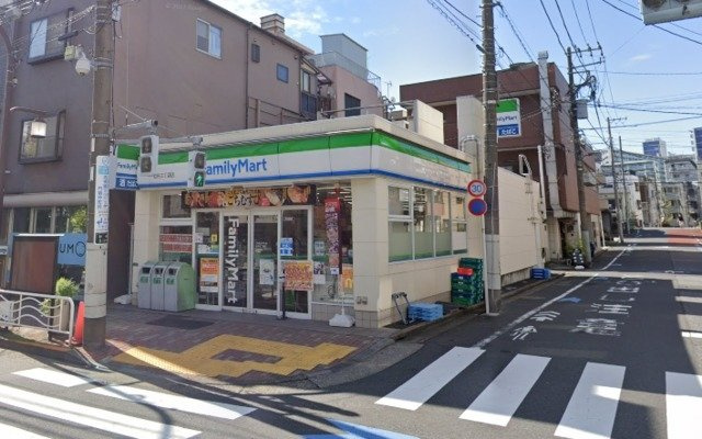 ケイ　ハウスの周辺