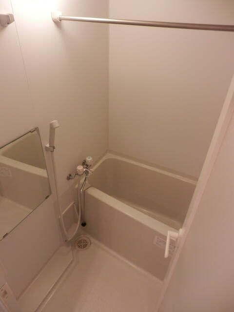 Ｒｉｓｉｎｇ　ｐｌａｃｅ　巣鴨の浴室