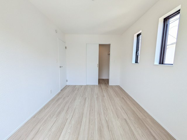 八王子市　弐分方町　新築一戸建て　１０期の収納|～ウォークインクローゼットでお荷物がスッキリ収まります～