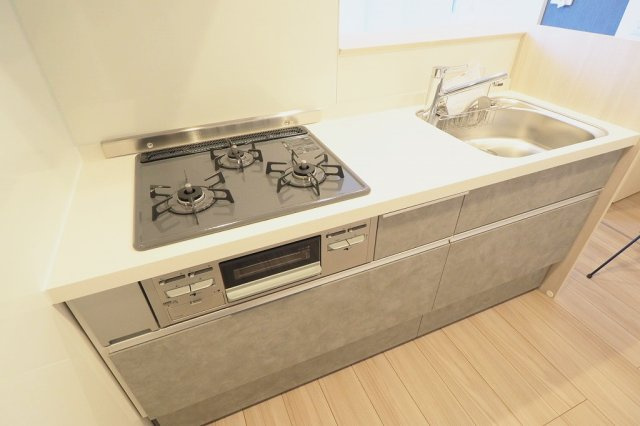 トラディション古市のキッチン