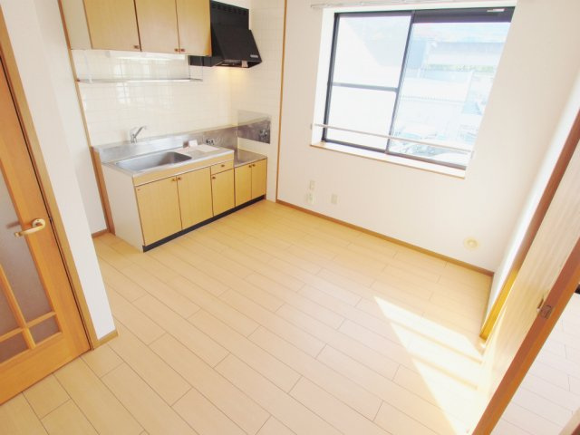 タウニーヒルズの居間・リビング