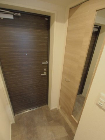 エミナール祇園の玄関