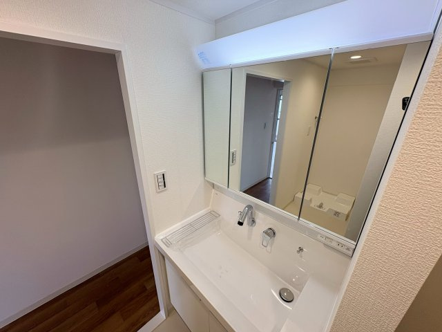 新座リバーサイド１８－１７号棟の洗面所