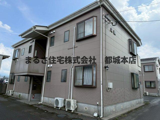 レインボー都北ハイツの外観