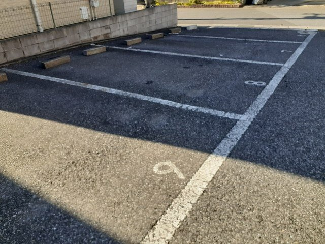 Ｔ＆ＭⅡの駐車場|車をお持ちの方に嬉しい駐車場付きの物件です