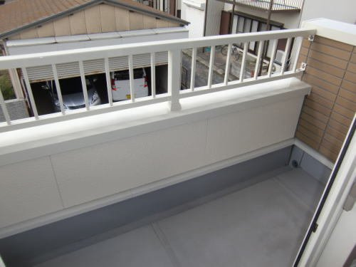 アルカンシェル市原　Ｅのバルコニー|バルコニーからの眺めを楽しみながら食事をしませんか