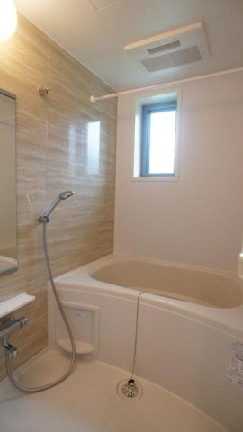 セレッソ入輪戸Ⅰの浴室|日々の疲れを癒すお風呂付です