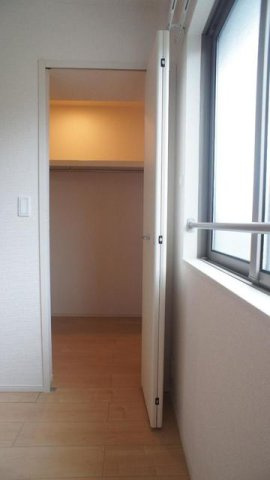 セレッソ入輪戸Ⅰの収納|ちょっとした収納スペースも充実しています