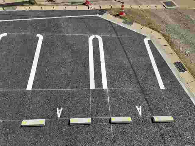 シルバンハウスＡの駐車場|駐車場があるので、車を買う予定の方も安心です