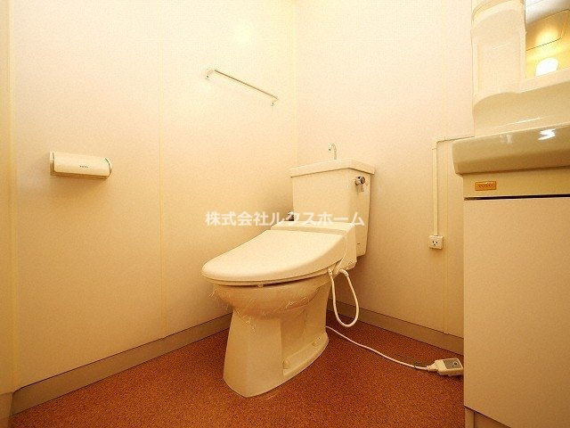 グランドライフ北之坊のトイレ|シンプルで使いやすいトイレです