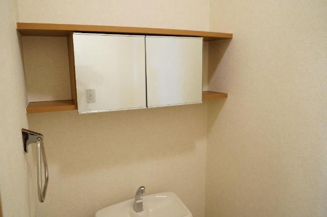 ガーデンハウスのその他|トイレ収納