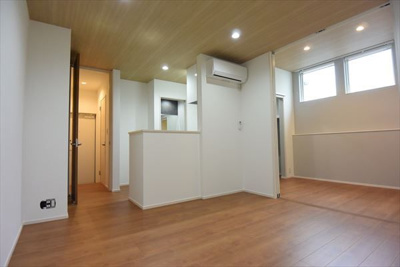 【居間・リビング】 | Isara