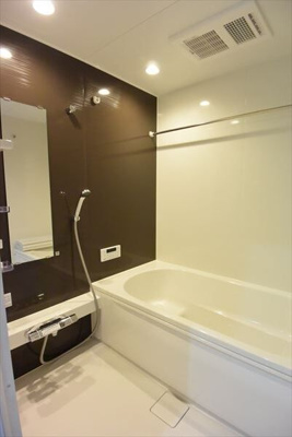 【浴室】 | Isara