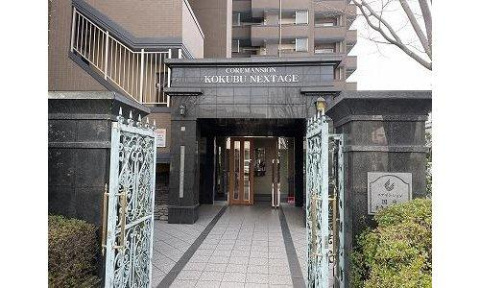 コアマンション国分ネクステージのその他共用部分|管理の行き届いたエントランスです