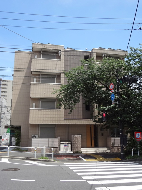 ベルフルール三上