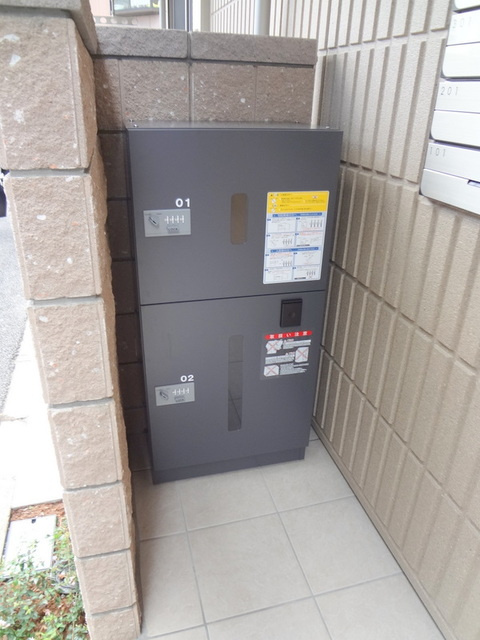 ベルフルール三上のロビー|宅配BOX