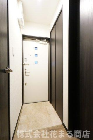 ミリアビタ千葉駅前の玄関|当日の見学大歓迎！