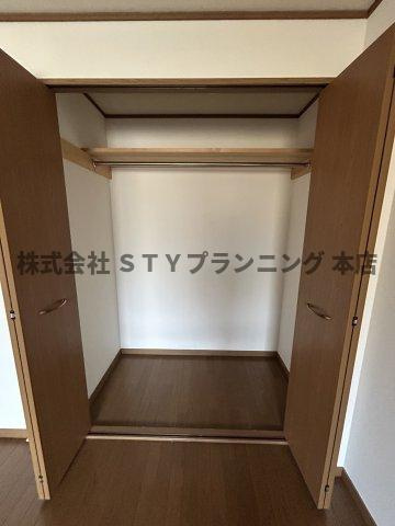 仲介手数料０円！レナジア久地野の収納