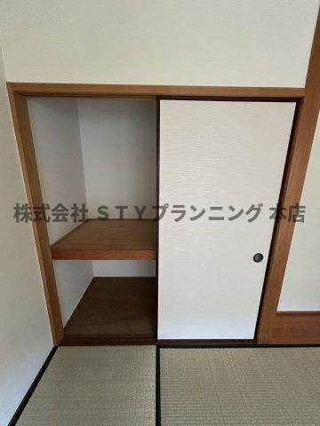 仲介手数料０円！レナジア久地野の収納