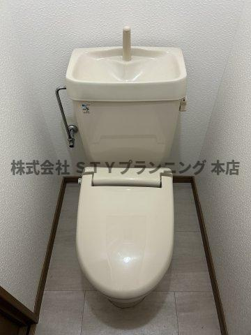 仲介手数料０円！レナジア久地野のトイレ