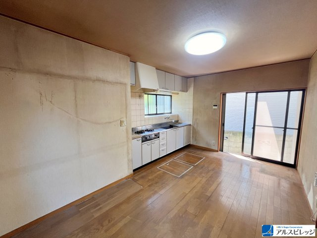 中古／富士見市羽沢1丁目の前面道路含む現地写真|前面道路幅4.0ｍ