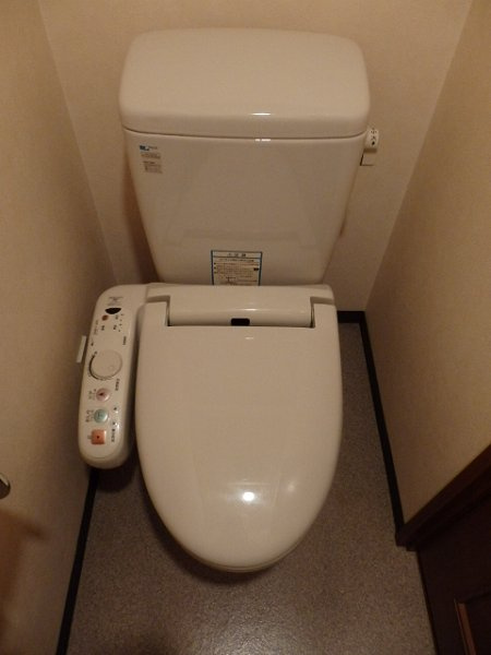 新品家具付きマンション高井戸西11(KaGood東京)のトイレ