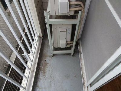 【バルコニー】