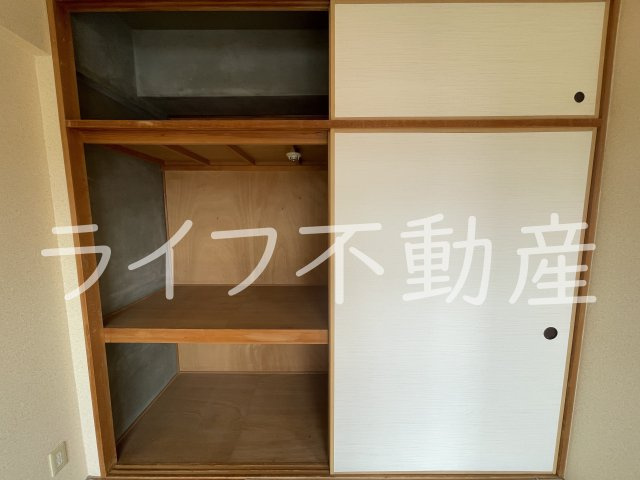 パークサイドシャトーの収納