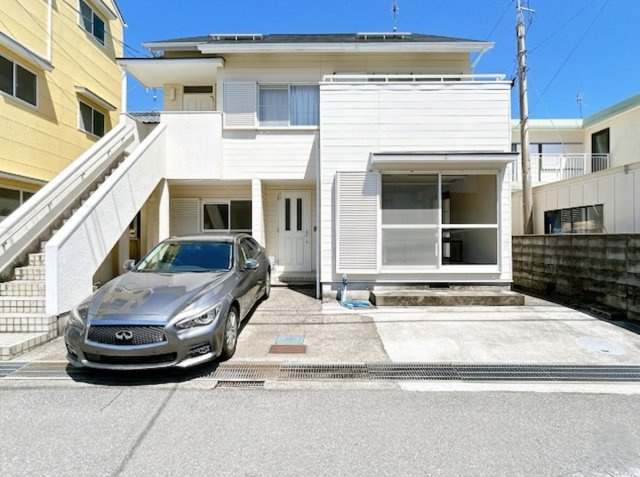 「潮江小学校まで徒歩2分」高知市塩屋崎町2丁目　中古一戸建て
