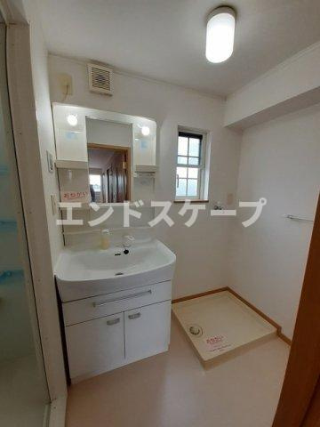 ロイヤルグレイスの洗面所|高崎、前橋のお部屋探しはエンドスケープまで！お客様の理想お聞かせ下さい♪