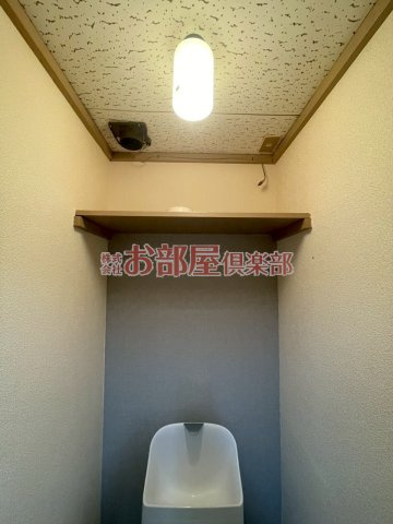 第一コーポ江頭のトイレ|落ち着いたトイレです
