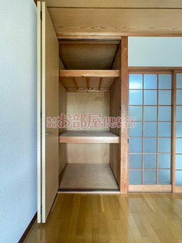 第一コーポ江頭の収納|ちょっとした収納スペースも充実しています