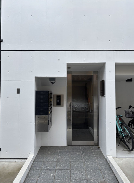 アズ板橋本町レジデンスのエントランス