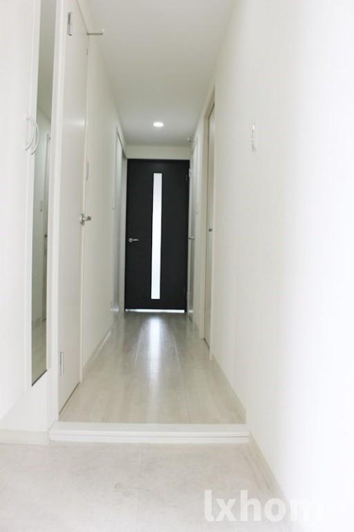 リバーフィールド茨木の玄関