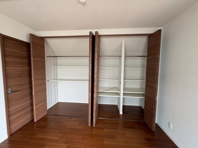 塩屋町6丁目 中古戸建ての収納|ちょっとした収納スペースも充実しています