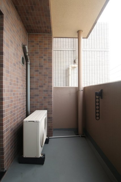 新宿区中落合３丁目の賃貸マンションのバルコニー