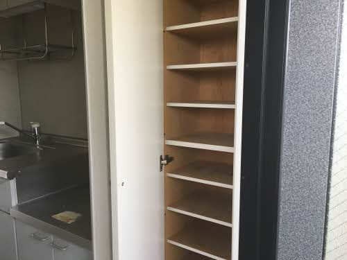 シーアンドエムの玄関