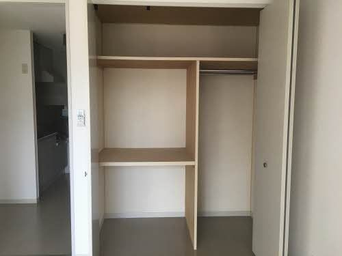 シーアンドエムの収納