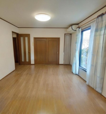 【居間・リビング】 | 広島市南区仁保南１丁目 | ※CGで家具小物等を消したイメージです。