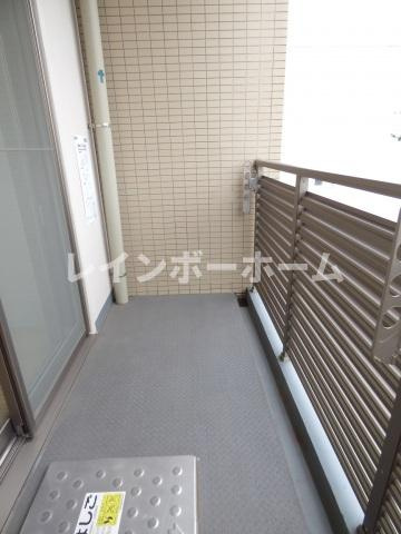 ルネス　グランドゥールのバルコニー