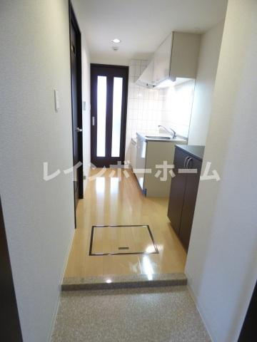 ルネス　グランドゥールの玄関