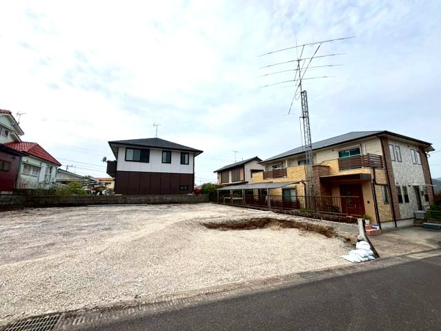 西伊敷3丁目　新築戸建ての外観|8月完成予定です。同仕様の設備などご案内いたします！