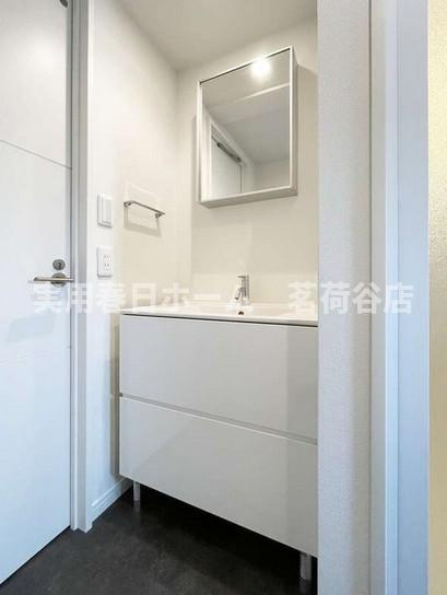 【独立洗面台】