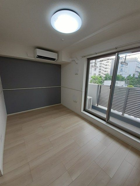 メゾン・ド・カナル森下の寝室