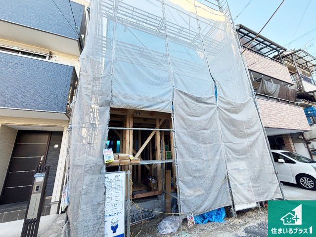 ■寝屋川市仁和寺町　第4期　新築一戸建ての外観|周辺は落ち着いた街並みの住宅地！子育てがしやすい住環境です！まだ未完成ですが、現地でしかわからない事もございます。是非一度ご覧ください。